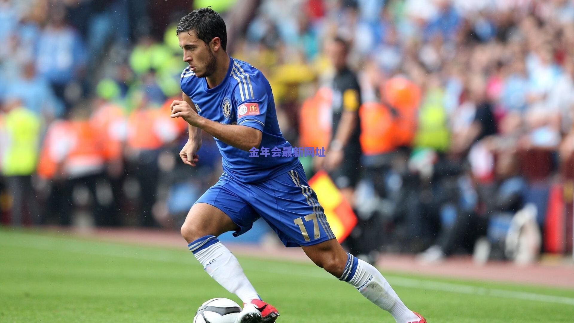 传奇延续，托马斯·穆勒入选温哥华白浪2026赛季大名单，合同期至2025年底引关注